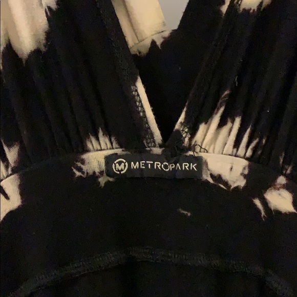 3 for $10🎁 Metropark women’s dress size M - Picture 3 of 4